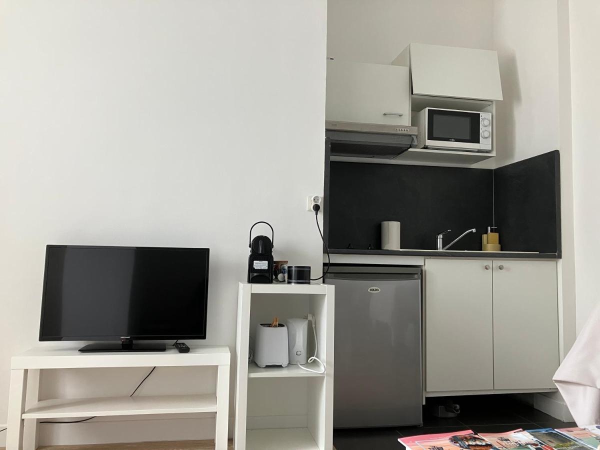 Les Capucins.Appartement Elegant,Vue Sur Le Jardin Брест Экстерьер фото